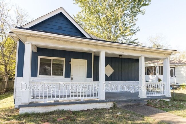 Building Photo - 3115 14th Ave