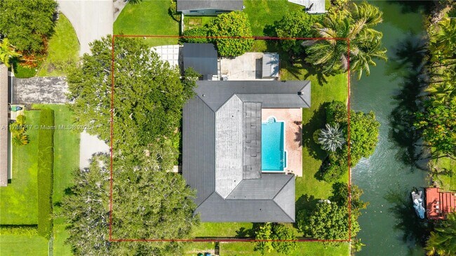 Foto del edificio - 14321 SW 78th Ct