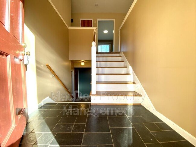 Foto del edificio - 533 Galveston Rd