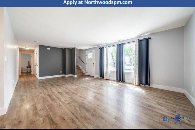 Building Photo - Very Nice Two Story, 3 Bedroom 2 Bath home...