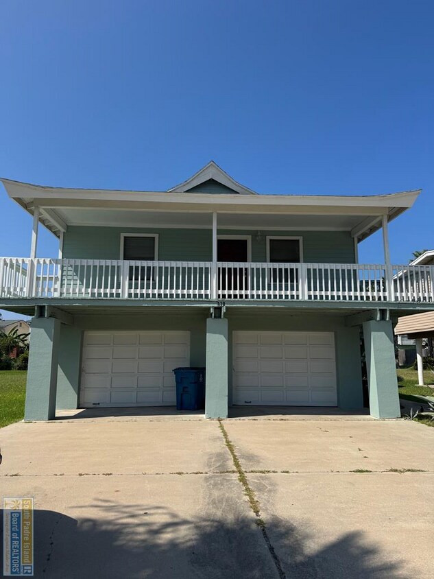 Foto principal - 110 E Hibiscus St