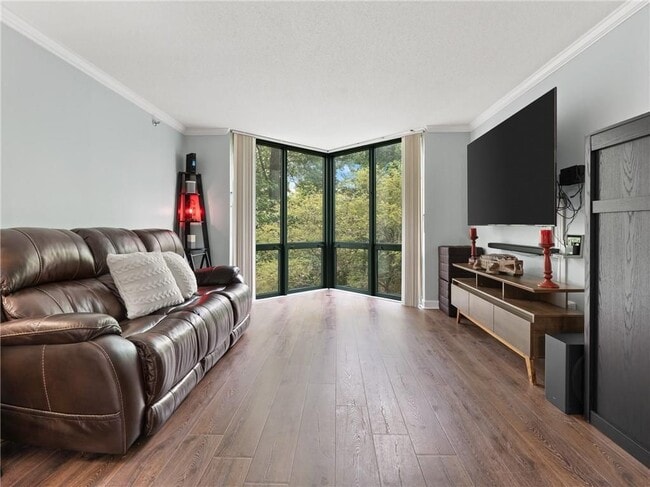 Building Photo - 2870 Pharr Ct S Northwest