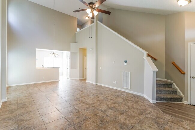 Foto del edificio - 5049 Cobblestone Creek Dr