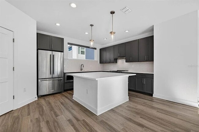 Building Photo - 104 26th St N