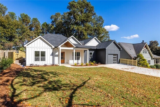 Building Photo - 2264 Lawson Way