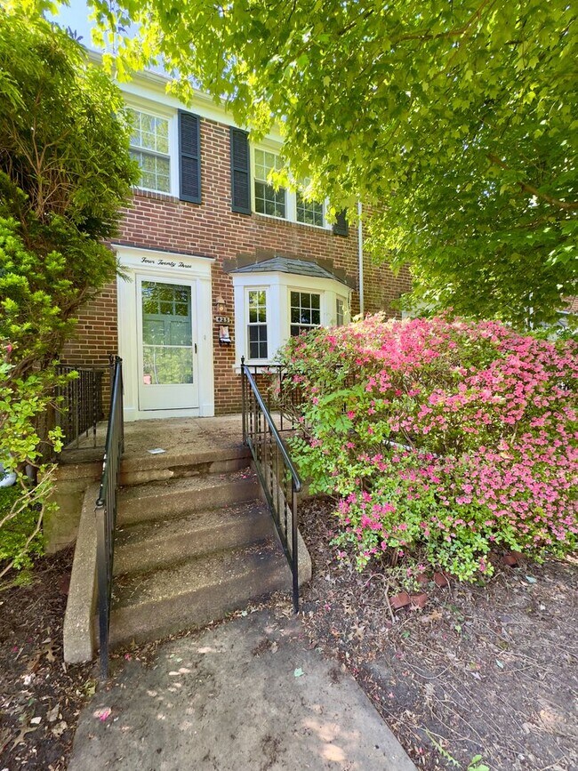 Foto del edificio - Charming 3 Bedroom/1 Bathroom Townhome in Rodgers Forge Neighborhood, MD!