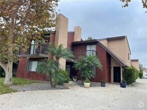 Building Photo - 2427 Orange Ave