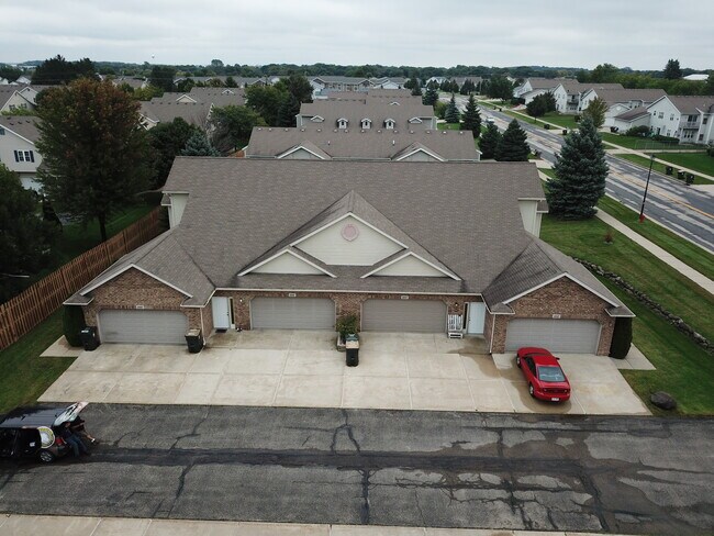 Building Photo - 892 St Albert the Great Dr