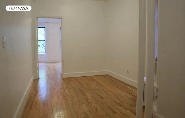Foto del edificio - 331 E 89th St