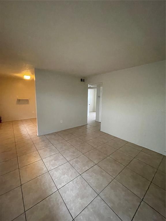 Building Photo - 800 N Hastings St