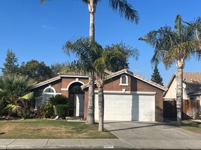 Building Photo - 8820 Winlock St Building Photo - 8820 Winlock St