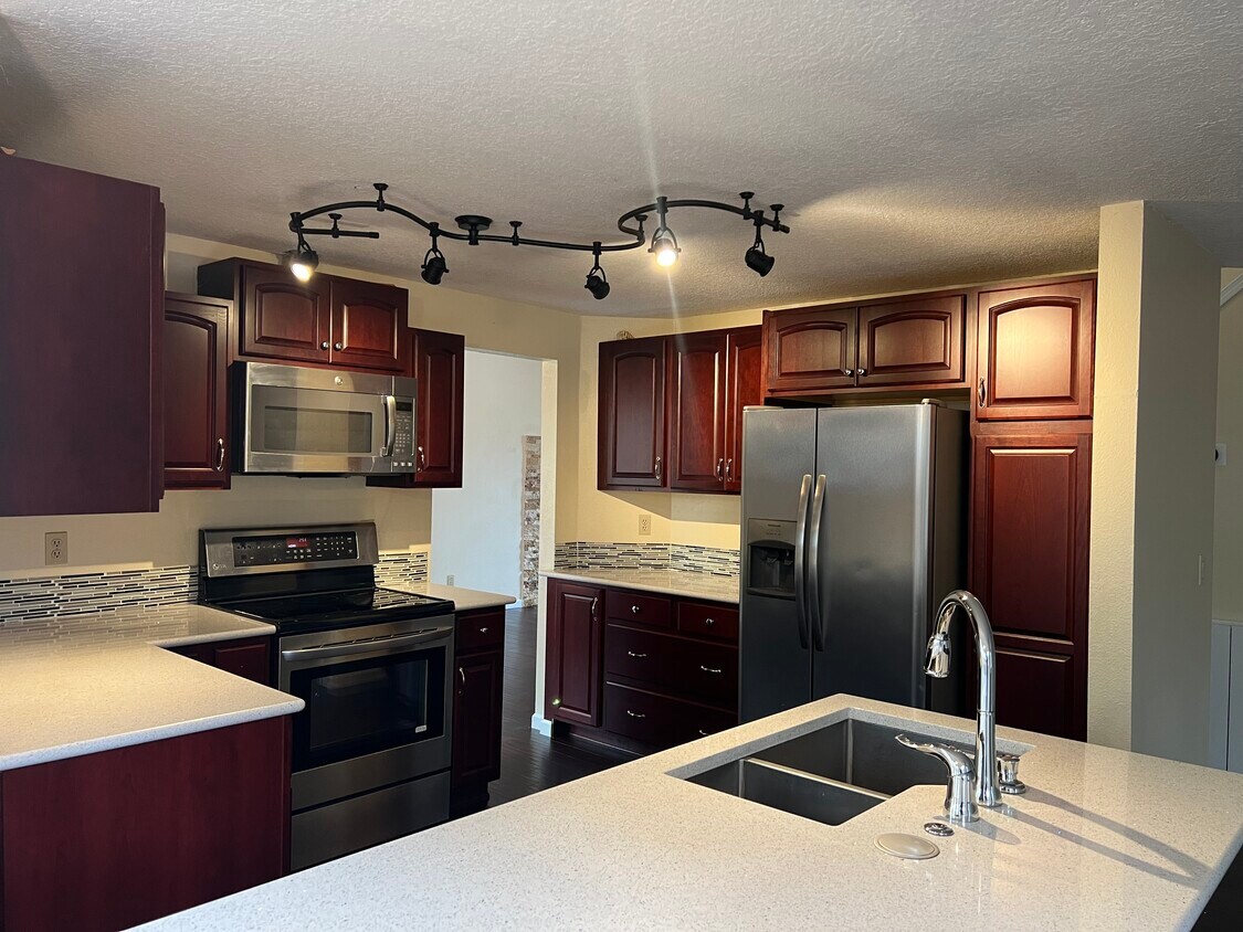 Foto principal - 17828 SW Cody Ln