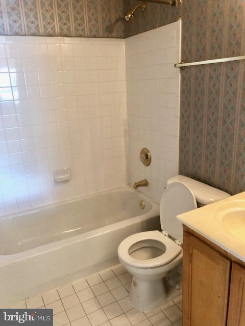 Building Photo - 5824 Everhart Pl