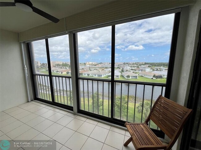 Foto del edificio - 7260 Kinghurst Dr
