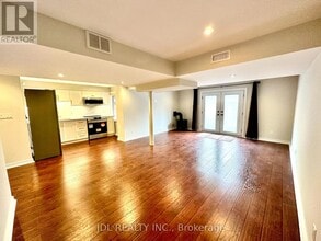 Building Photo - 32 Bestview Crescent