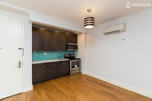 Foto del edificio - 868 Lafayette Ave