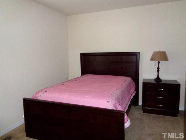 Foto del edificio - Rooms for rent in Rolesville