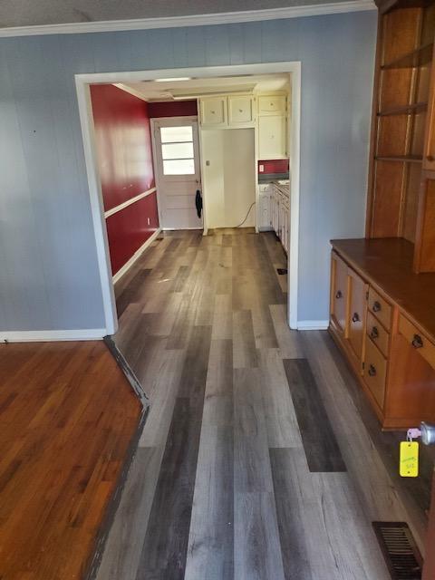 Building Photo - 215 Swanson Dr NW