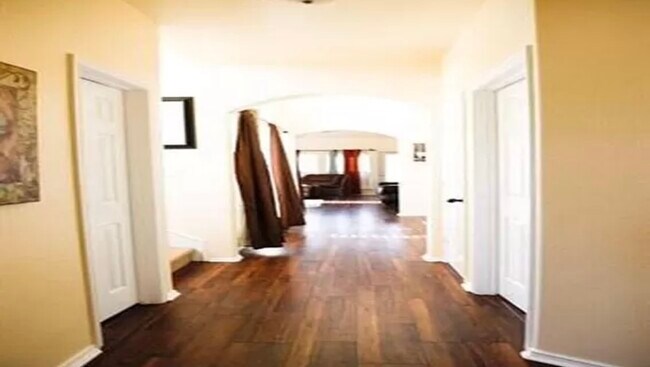 Building Photo - 106 Bear Claw Ct