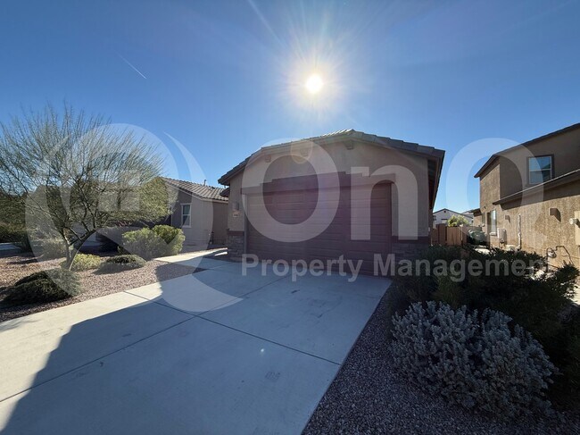 Building Photo - 10457 Vandever Dr