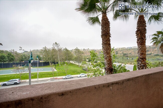 Building Photo - 7225 Crescent Prk W