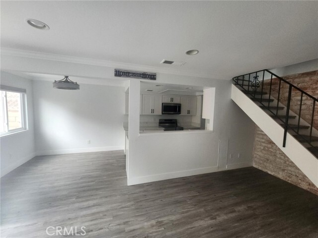 Building Photo - 16403 De Anza Cir