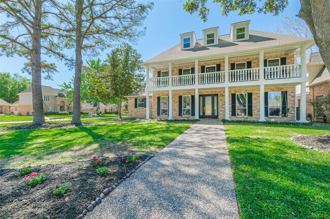Building Photo - 1634 Cadogan Ln