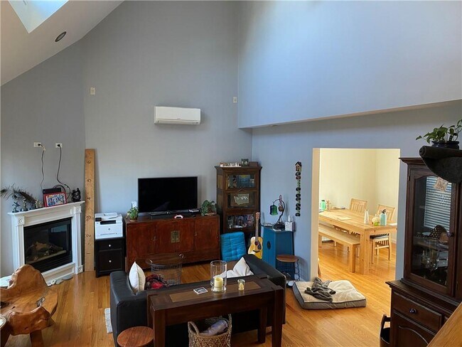 Building Photo - 101 John Kesson Ln
