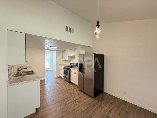 Building Photo - 7535 Rustic Trail