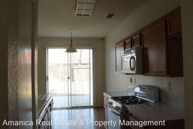 Foto del edificio - 4 br, 2 bath House - 24914 Newgarden St