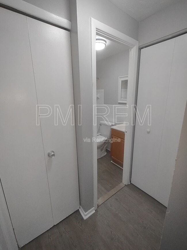 Foto del edificio - 14421 Triskett Rd