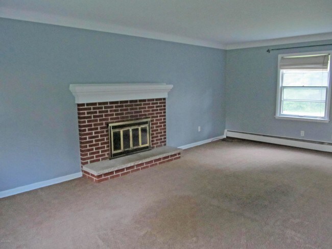 Foto del edificio - 3 bedroom in Kalamazoo MI 49019