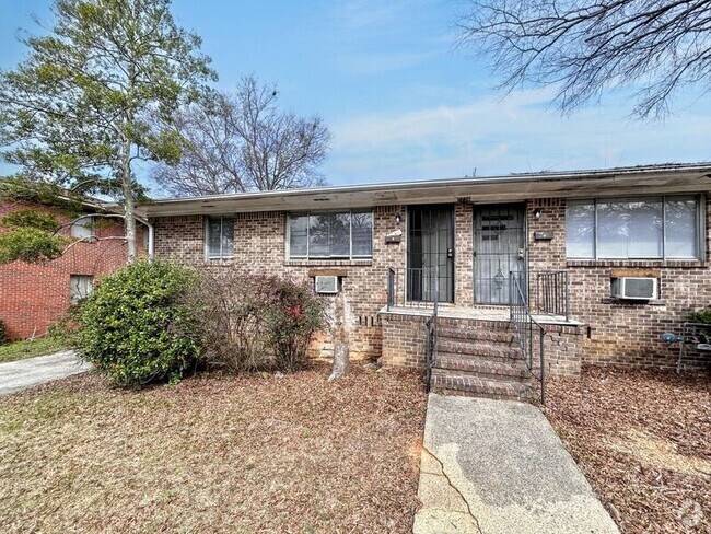Building Photo - 7736 Rugby Ave