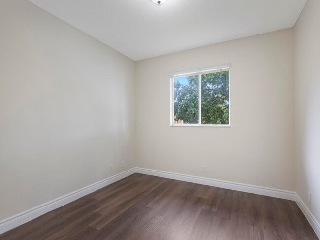 Building Photo - 4282 Berkshire Wharf Dr