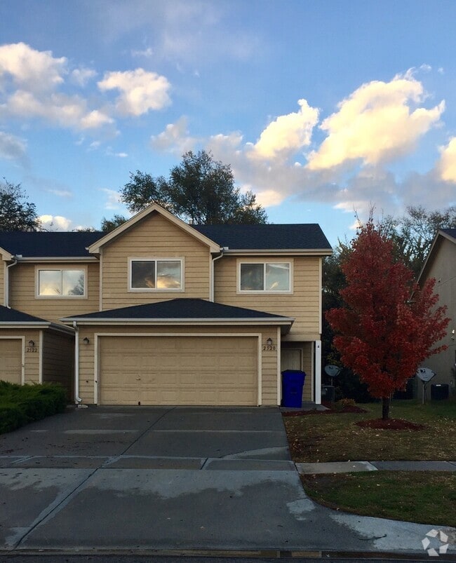 Building Photo - 2520 Deerfield Blvd