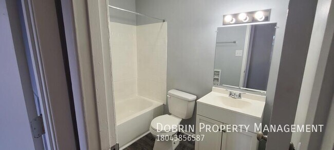 Foto del edificio - 2908 Richmond Hwy