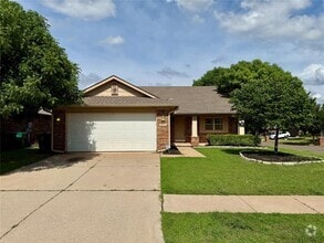 Building Photo - 18100 Calle Way