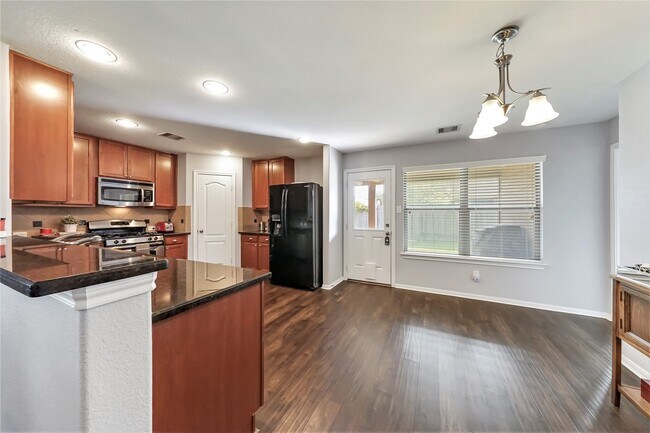 Building Photo - 5224 La Rocco Way