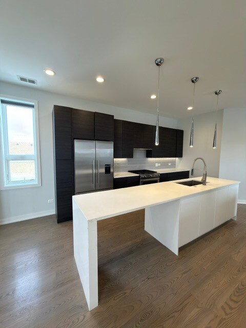 Foto del edificio - 2378 N Elston Ct