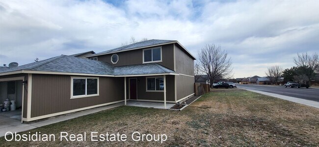 Building Photo - 4 br, 2.5 bath House - 3115 SW Metolius Av...