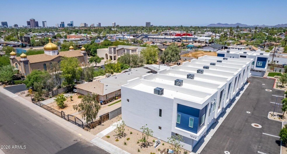 Photo - 1642 E Monte Vista Road Unit 5