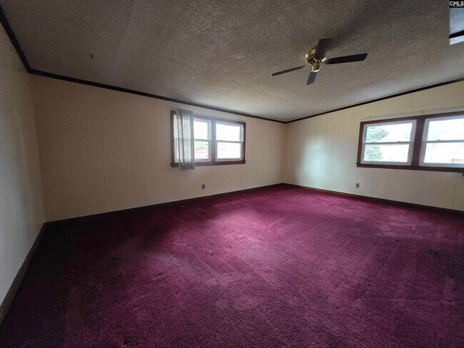 Foto del edificio - 1707 Teakwood Ln