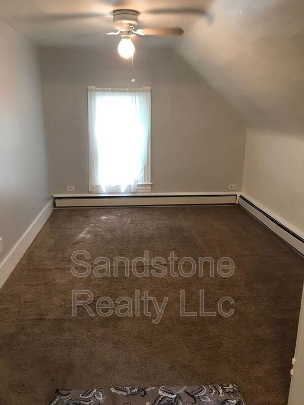 Building Photo - 2158 W 83rd St