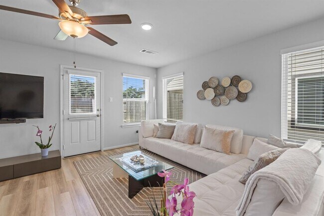 Foto del edificio - 18807 Glenwood Chase Ct