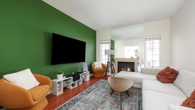 Foto del edificio - 1096 Smith Manor Blvd