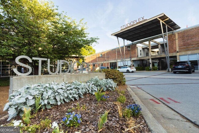 Foto del edificio - 659 Auburn Ave NE