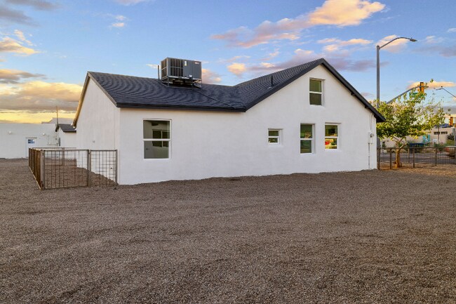 Foto del edificio - 1327 W Speedway Blvd