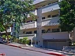 Primary Photo - 960 Larrabee St