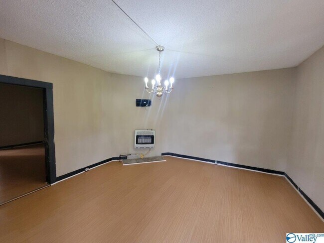 Foto del edificio - 3702 Emm Ell St SW