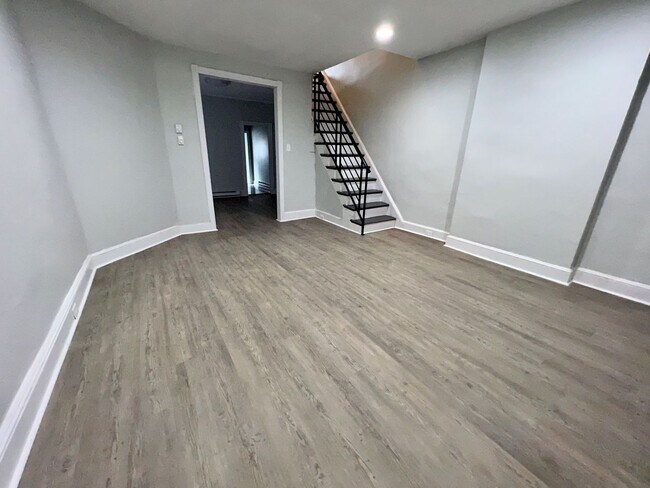 Foto del edificio - Gorgeous 3-Bedroom Townhouse in West Phila...